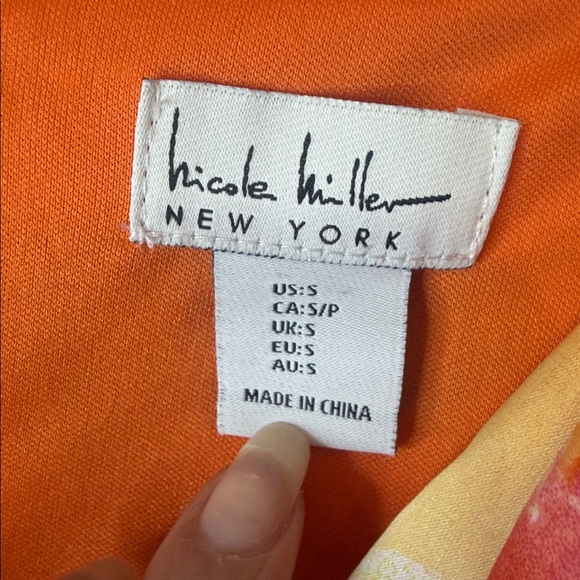 Tropical Floral Chic Midi Dress with Spaghetti Straps | Effortless Elegant Style - Picture 7 of 9